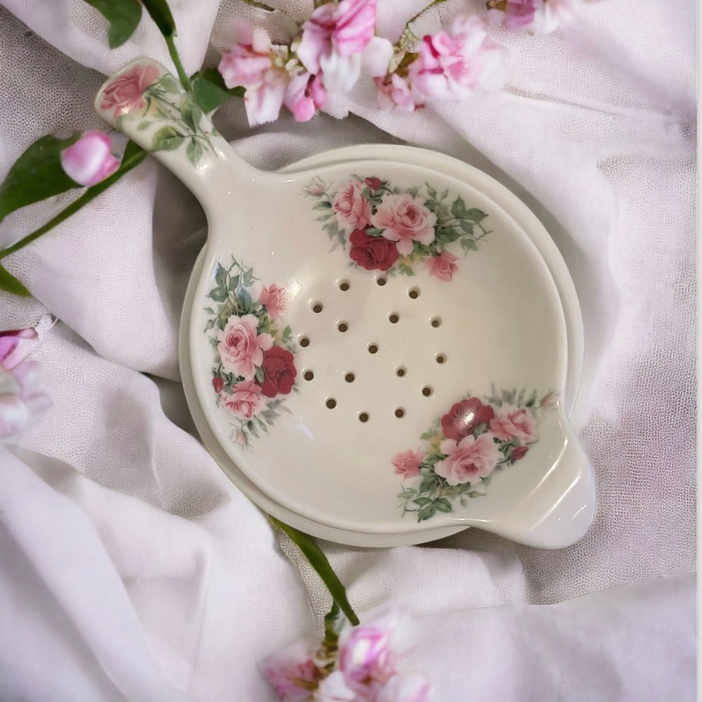 Allyn Nelson Collection Tea Strainer